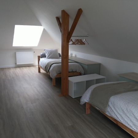 Les Chambres D Odile Lachapelle-sous-Chaux Luaran gambar