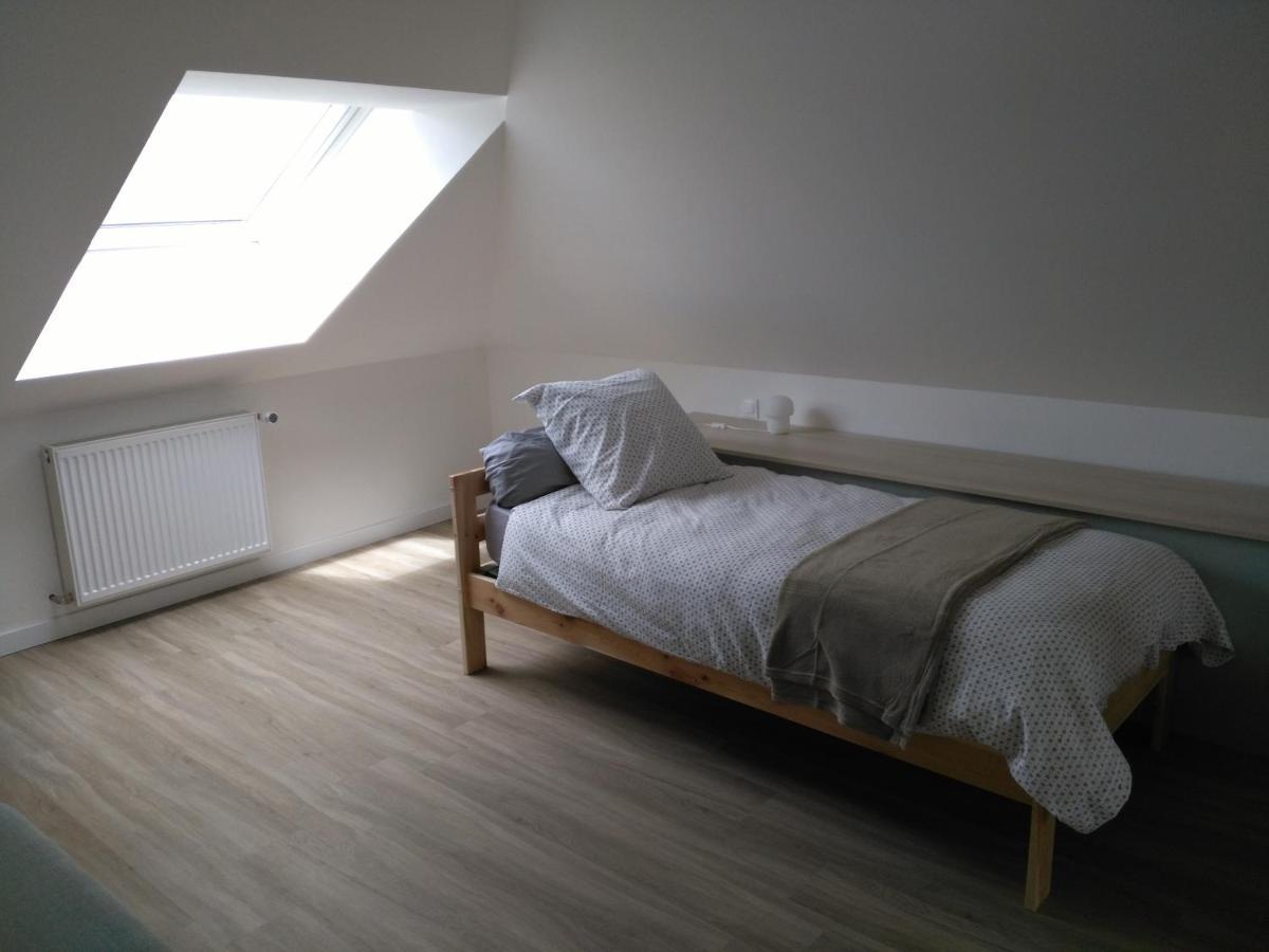 Les Chambres D Odile Lachapelle-sous-Chaux Luaran gambar